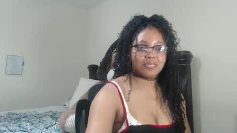 Snapshot of carmellovekisses chatting on 01/11/26, 01:32 CARAMEL xoxo online show from 01/11/26, 01:32