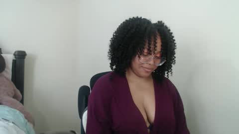 Snapshot of carmellovekisses chatting on 03/23/26, 02:43 CARAMEL xoxo online show from 03/23/26, 02:43