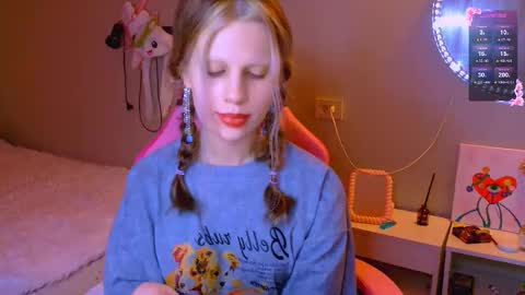 Snapshot of carmen__crybaby chatting on 03/08/26, 02:04 carmen__crybaby online show from 03/08/26, 02:04