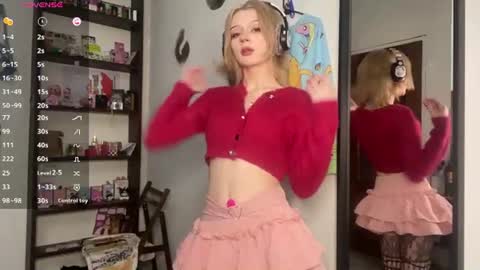 Elina online show from 06/13/26, 11:24