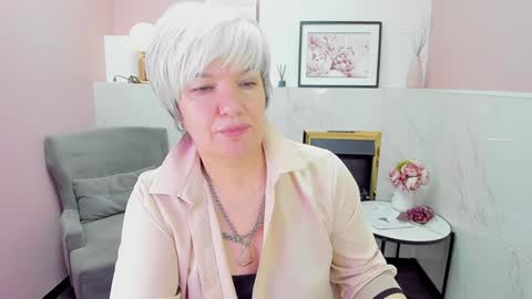 Carmen online show from 01/08/25, 02:57