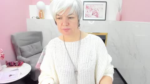 Carmen online show from 01/27/25, 12:01