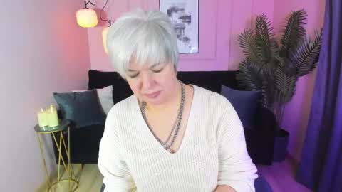 Carmen online show from 02/12/25, 09:11