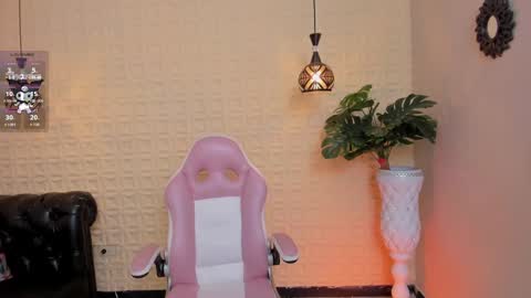 carolina online show from 09/26/25, 02:37