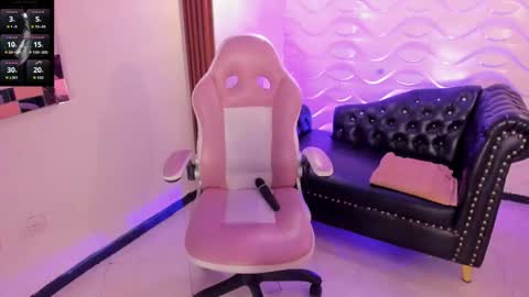 carolina online show from 10/17/25, 02:15