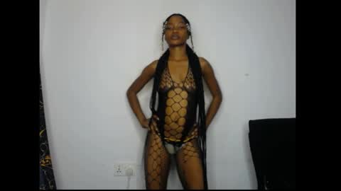 caroline online show from 06/05/26, 07:03