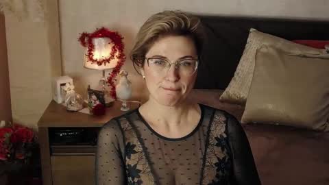 CaroJhones online show from 01/10/25, 01:52