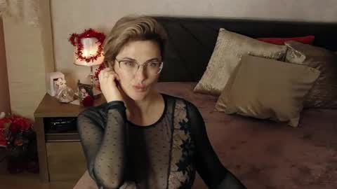 CaroJhones online show from 01/10/25, 06:17