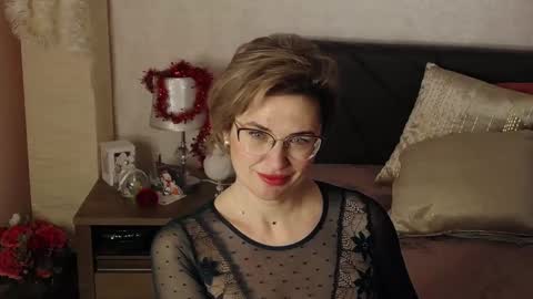 CaroJhones online show from 01/15/25, 04:47