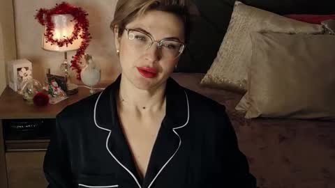 CaroJhones online show from 01/16/25, 05:32