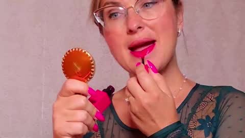 Snapshot of carojhones chatting on 09/23/25, 05:10 CaroJhones online show from 09/23/25, 05:10