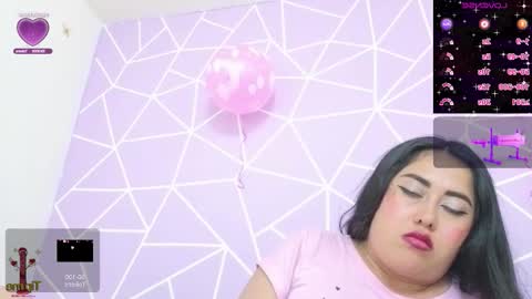 Snapshot of carol_amer001 chatting on 11/14/25, 01:48 Hi guys they find me like althea moore online show from 11/14/25, 01:48