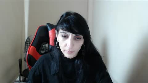 Carol Mathevs online show from 11/04/25, 07:18