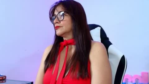 Snapshot of carol_miss2 chatting on 09/27/25, 10:20 CAROL online show from 09/27/25, 10:20