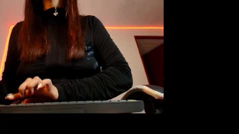 Snapshot of carol_miss2 chatting on 09/28/25, 10:31 CAROL online show from 09/28/25, 10:31