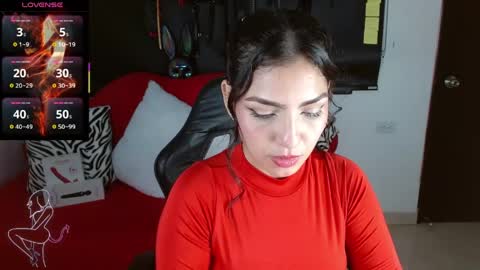 Caroline online show from 05/26/26, 01:51