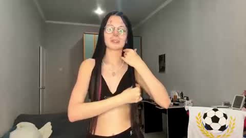 Amelia online show from 06/11/26, 02:26