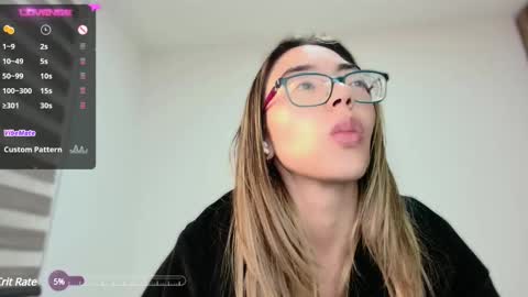 Char online show from 12/06/24, 11:47