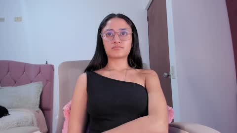 Caroline online show from 12/05/24, 02:42