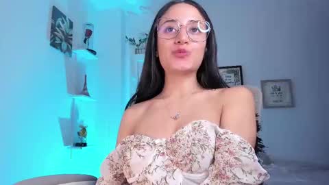 Caroline online show from 02/13/25, 03:18
