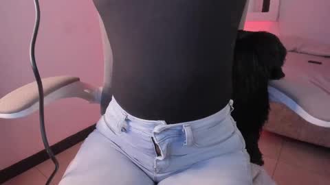 Snapshot of caroliine__ chatting on 09/12/25, 02:39 Caroline online show from 09/12/25, 02:39