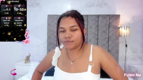 carolina evanss online show from 12/19/24, 04:02