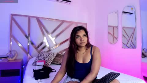 carolina evanss online show from 03/12/25, 04:19