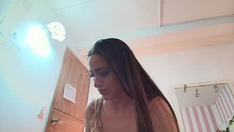 Carolina online show from 02/05/25, 03:52