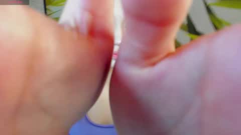carolina_sky online show from 06/05/26, 01:45