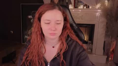 Mira online show from 11/08/25, 12:27