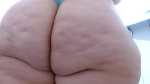 carolina_zabala_19 online show from 06/02/26, 05:04