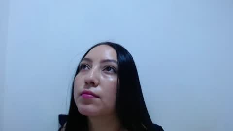 carolina_zabala_19 online show from 07/04/26, 07:09