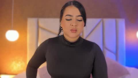 carolinaa_suarez online show from 10/11/25, 11:20