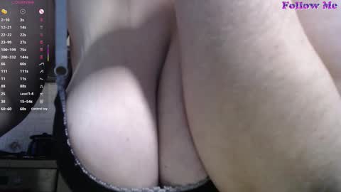 carolinadiamond online show from 11/20/25, 11:43