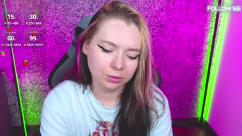 Snapshot of carolinareaperr chatting on 09/23/25, 11:24 Ask me better xx online show from 09/23/25, 11:24