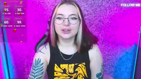 Snapshot of carolinareaperr chatting on 09/28/25, 09:58 Ask me better xx online show from 09/28/25, 09:58