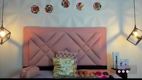 caroline daring online show from 06/15/26, 12:07