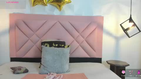 caroline daring online show from 07/09/26, 12:42