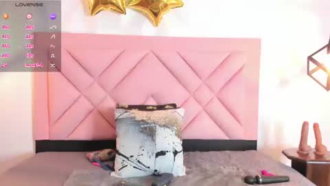 caroline daring online show from 07/15/26, 12:21