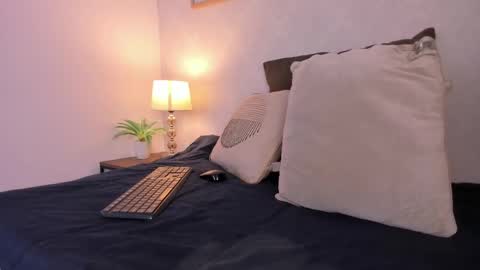  Caroline  online show from 05/29/26, 11:30