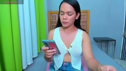 caroline_east online show from 01/19/26, 03:16