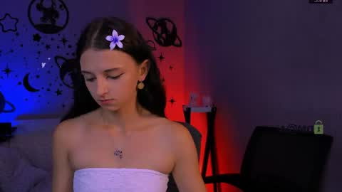Caroline online show from 07/13/26, 09:01
