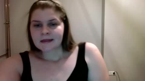Caroline online show from 02/04/25, 05:55