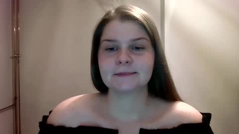 Caroline online show from 02/11/25, 07:16
