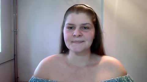 Caroline online show from 02/12/25, 02:54