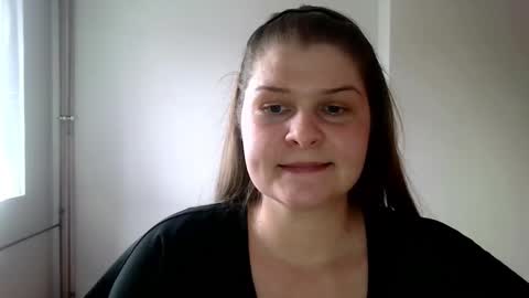 Caroline online show from 02/26/25, 12:03