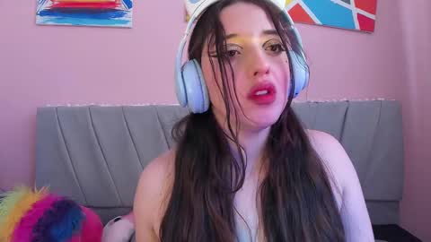    online show from 12/12/24, 04:53