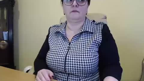 CarolineDream  online show from 01/21/25, 06:22