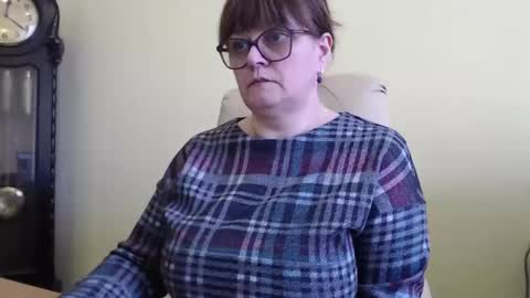 CarolineDream  online show from 02/04/25, 10:21