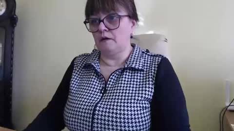 CarolineDream  online show from 02/11/25, 07:54